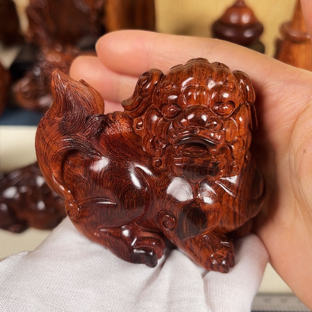 黄花梨/降香黄檀把件