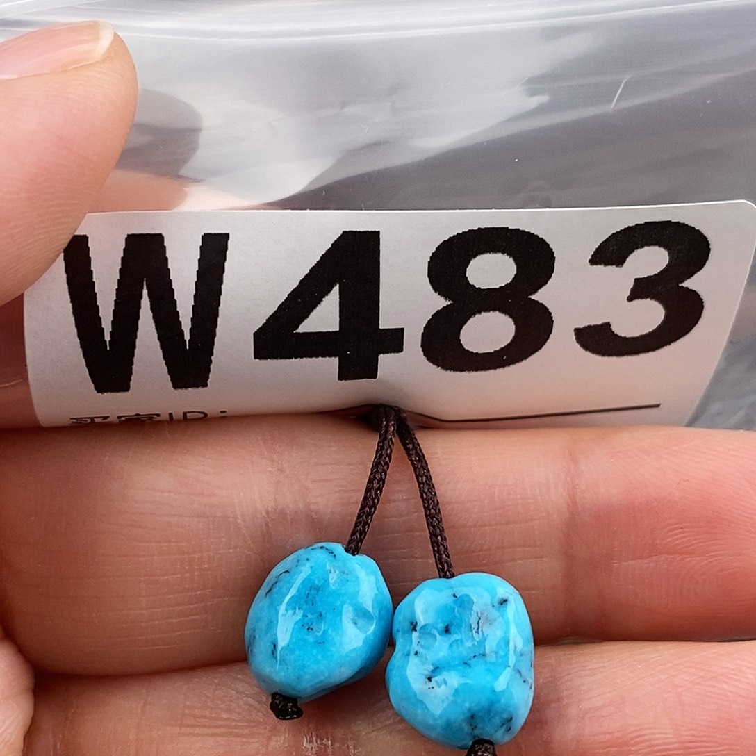 绿松石未镶嵌原矿