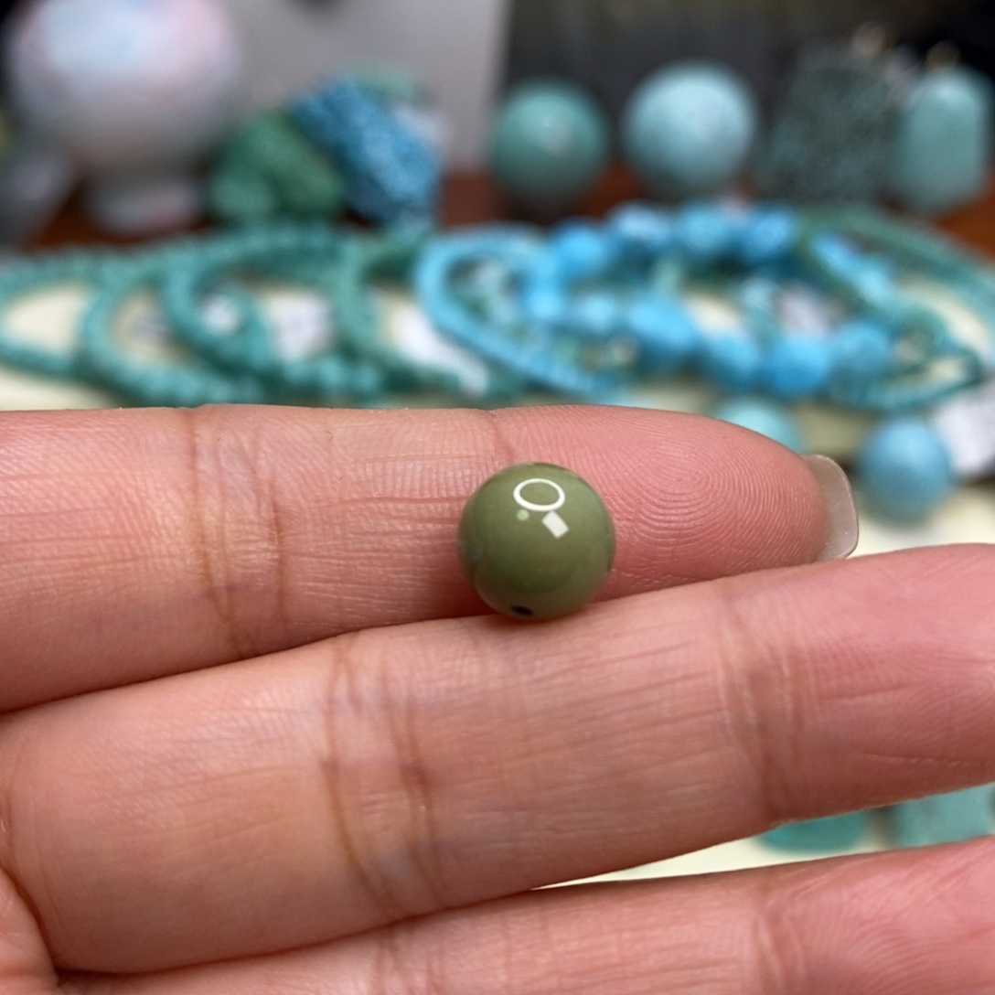 绿松石未镶嵌珠宝奇石8.5