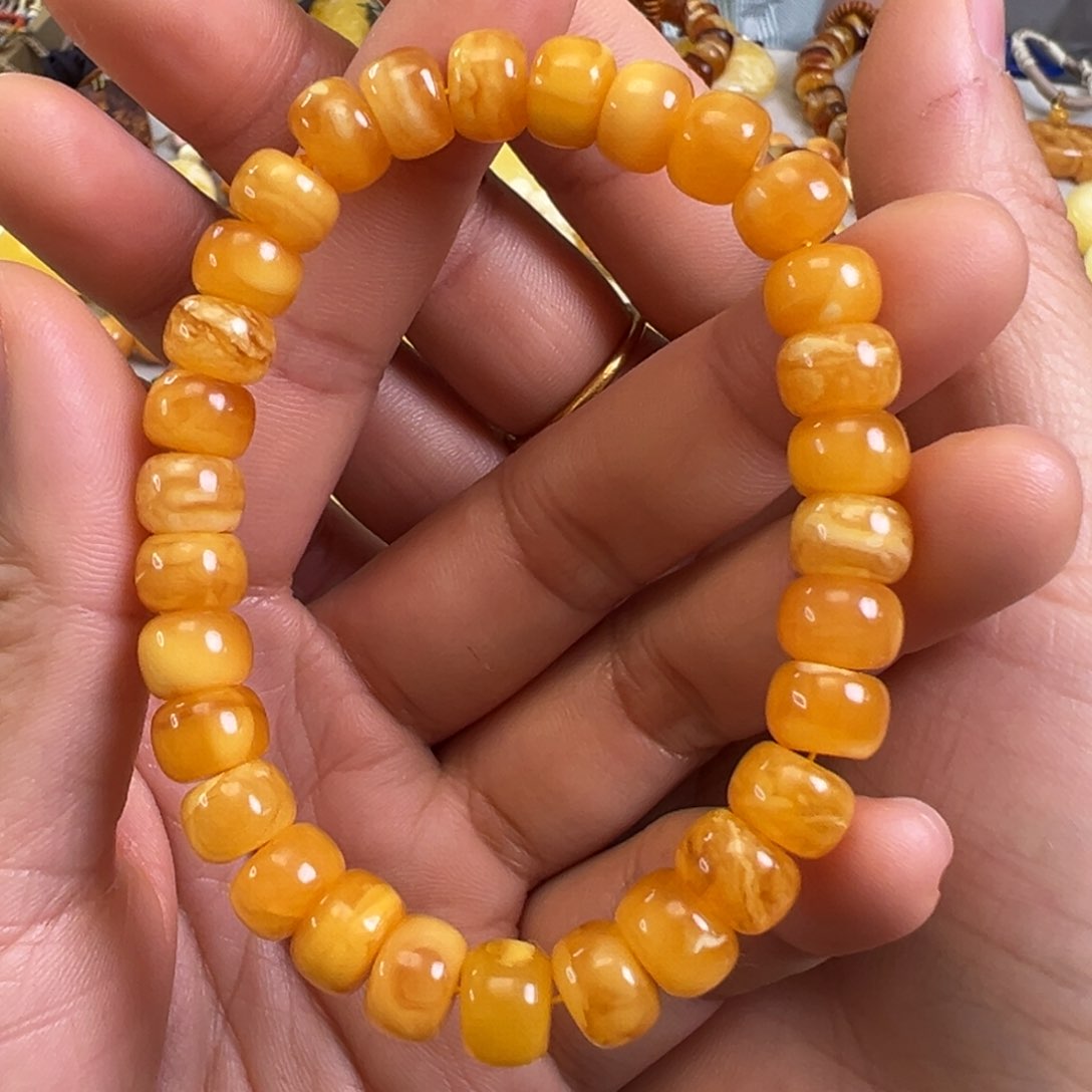 蜜蜡裸石未镶嵌蜜蜡