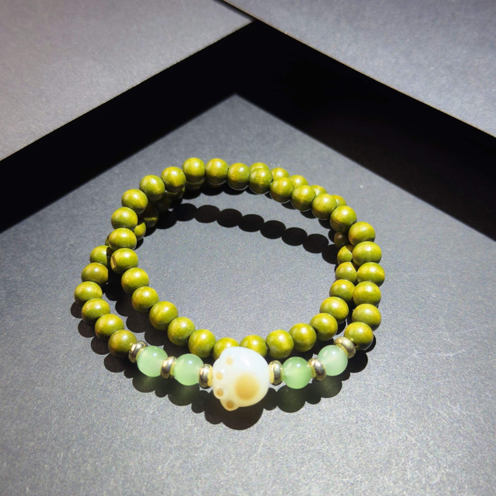 DG 1185 檀木猫爪手串（无礼盒）