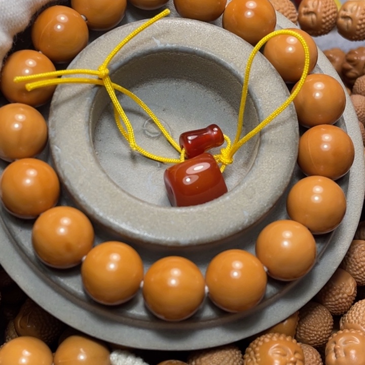 猴头核桃手串叫**哥光珠