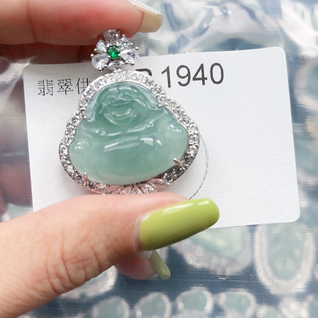 翡翠颈饰未镶嵌翡翠1940