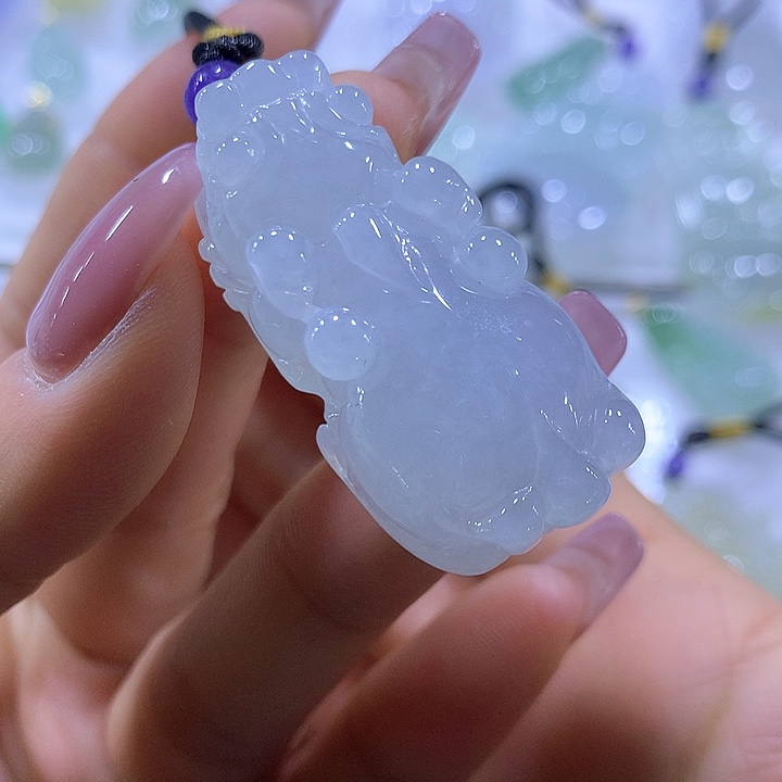 翡翠颈饰未镶嵌天然翡翠A货吊坠