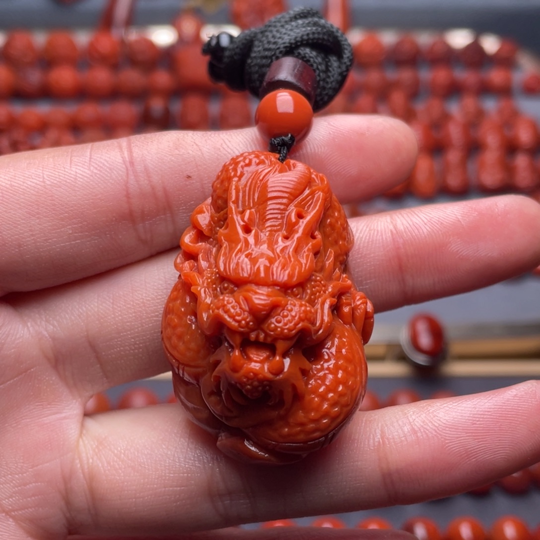 南红玛瑙未镶嵌其他W42*28*23瓦西柿子红龙吊坠