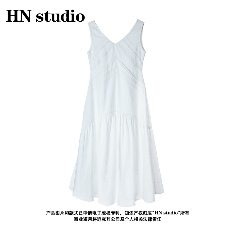 气质休闲秋季新款女士修身显瘦V领无袖连衣裙HN84006
