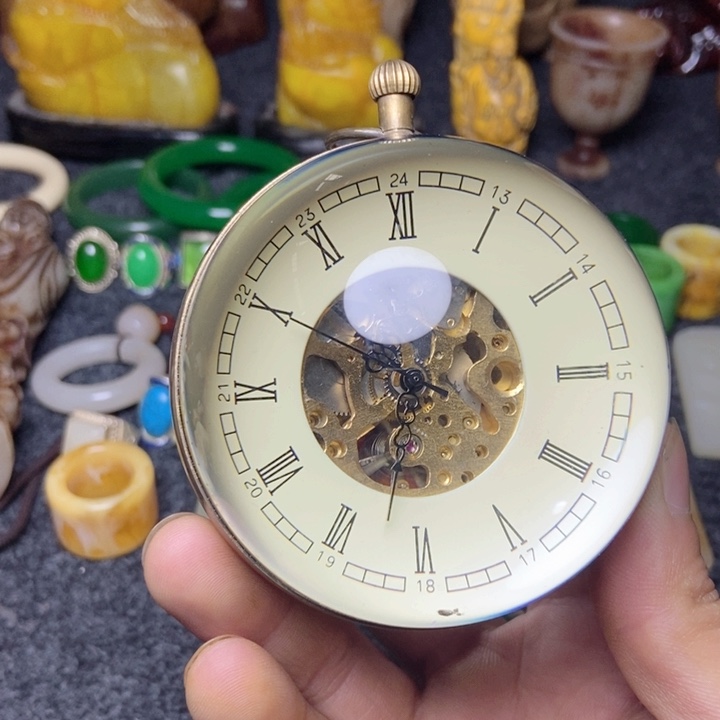 白玉菩提吊坠收藏