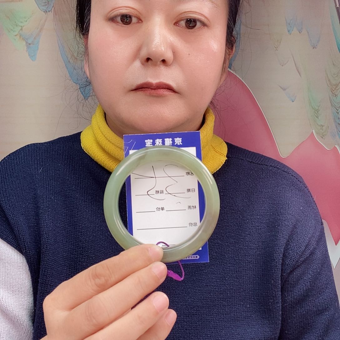 和田玉手镯未镶嵌用****4