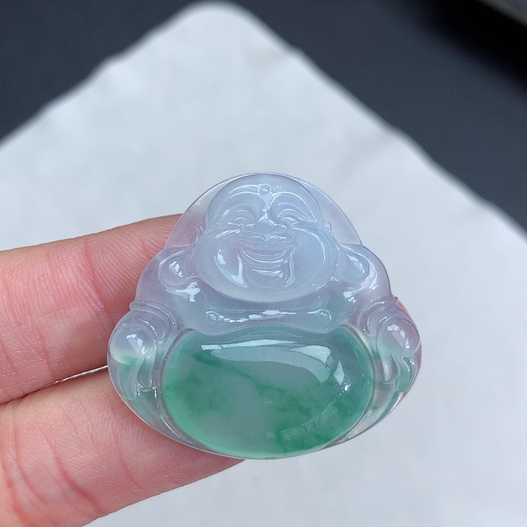 翡翠颈饰未镶嵌冰种飘绿佛公