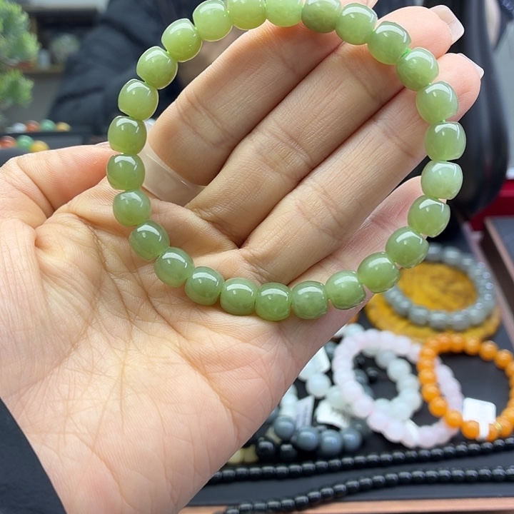 和田玉未镶嵌手串