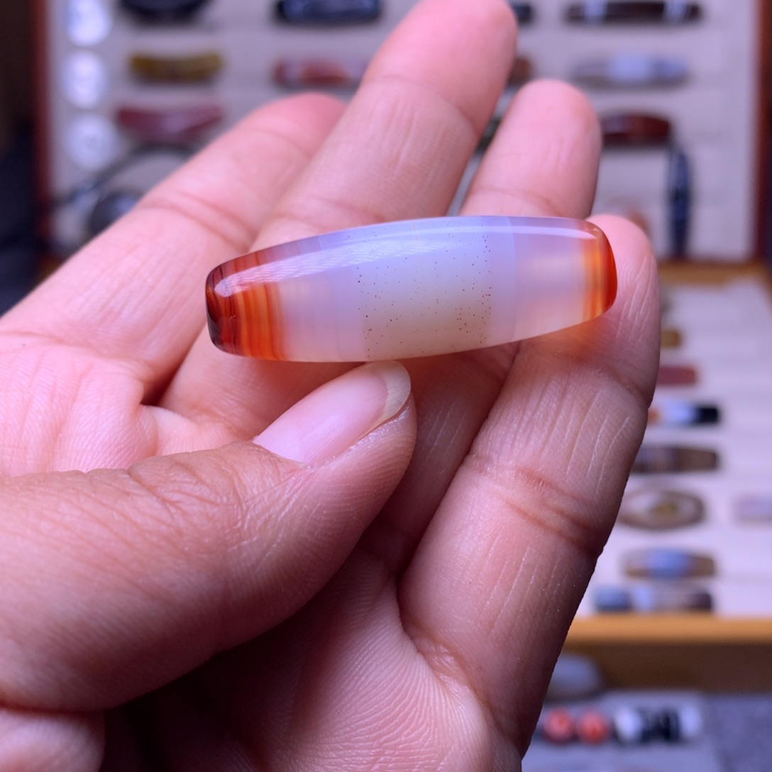 玛瑙/玉髓未镶嵌珠宝奇石