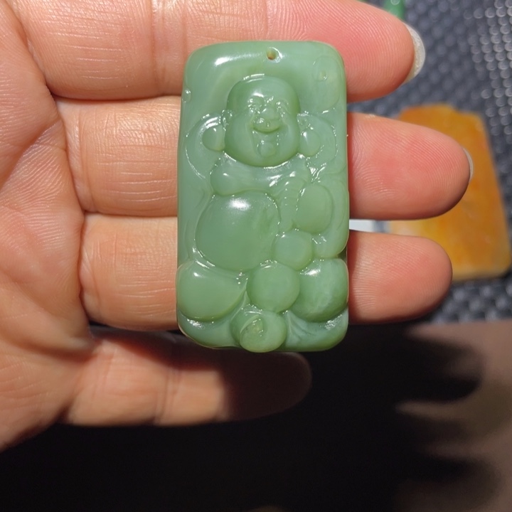 未镶嵌和田玉（糖玉）挂件