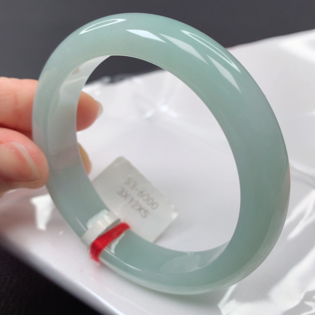【闪购商品】翡翠手镯未镶嵌63号xs53
