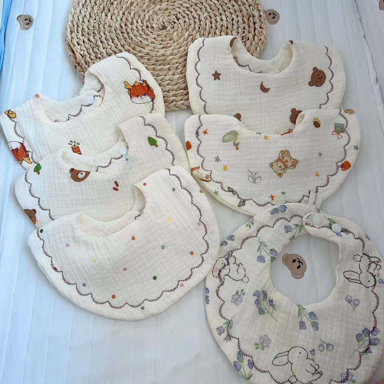 A类六层纯棉纱布宝宝围嘴柔软新生儿口水巾防吐奶围兜