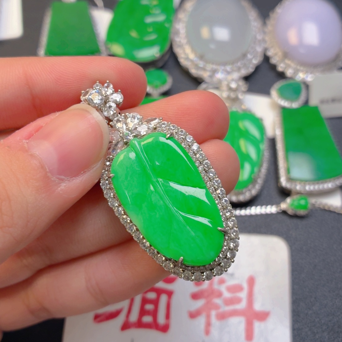 翡翠银S925镶嵌颈饰