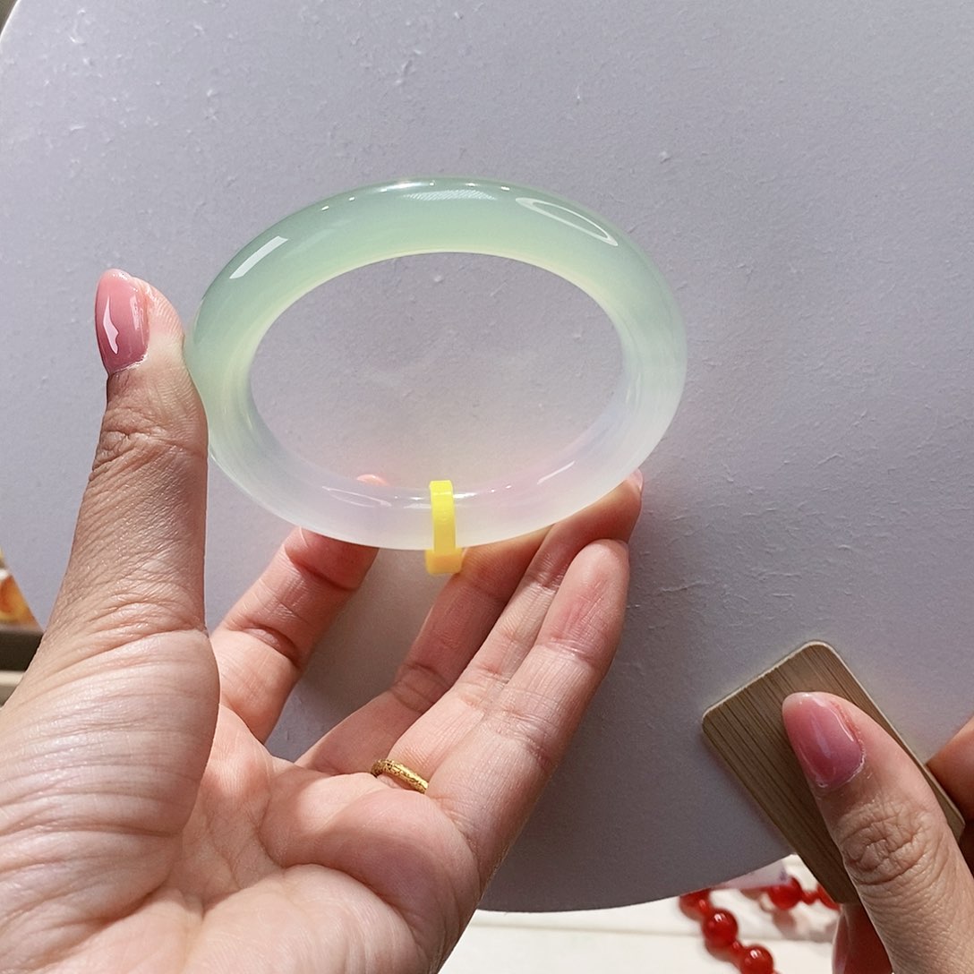 手镯玛瑙/玉髓未镶嵌56.4