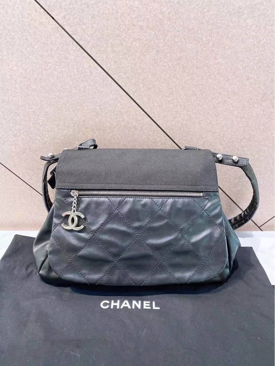 95新 Chanel/香奈儿 帝爵鹏哥直播专享/CHANEL/黑银邮差防水皮