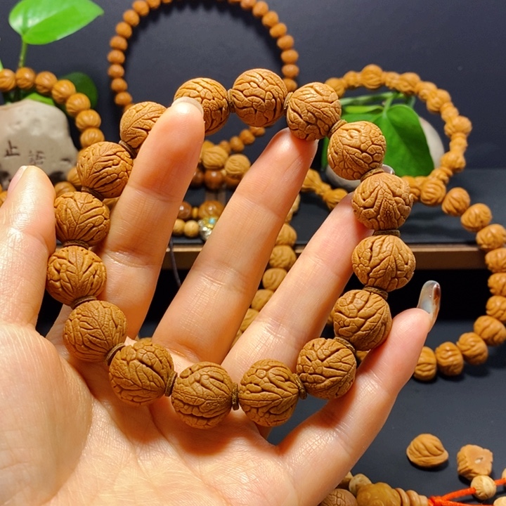 桃核手串铁将军手串