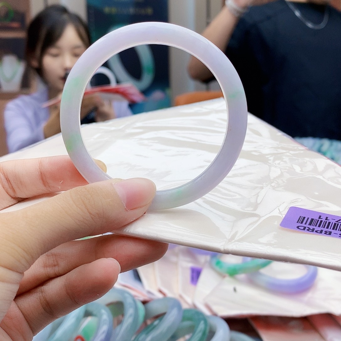 翡翠手镯未镶嵌h