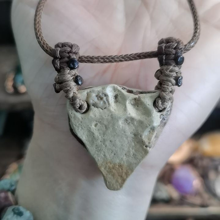 石材30*32*8MM左右有纹路