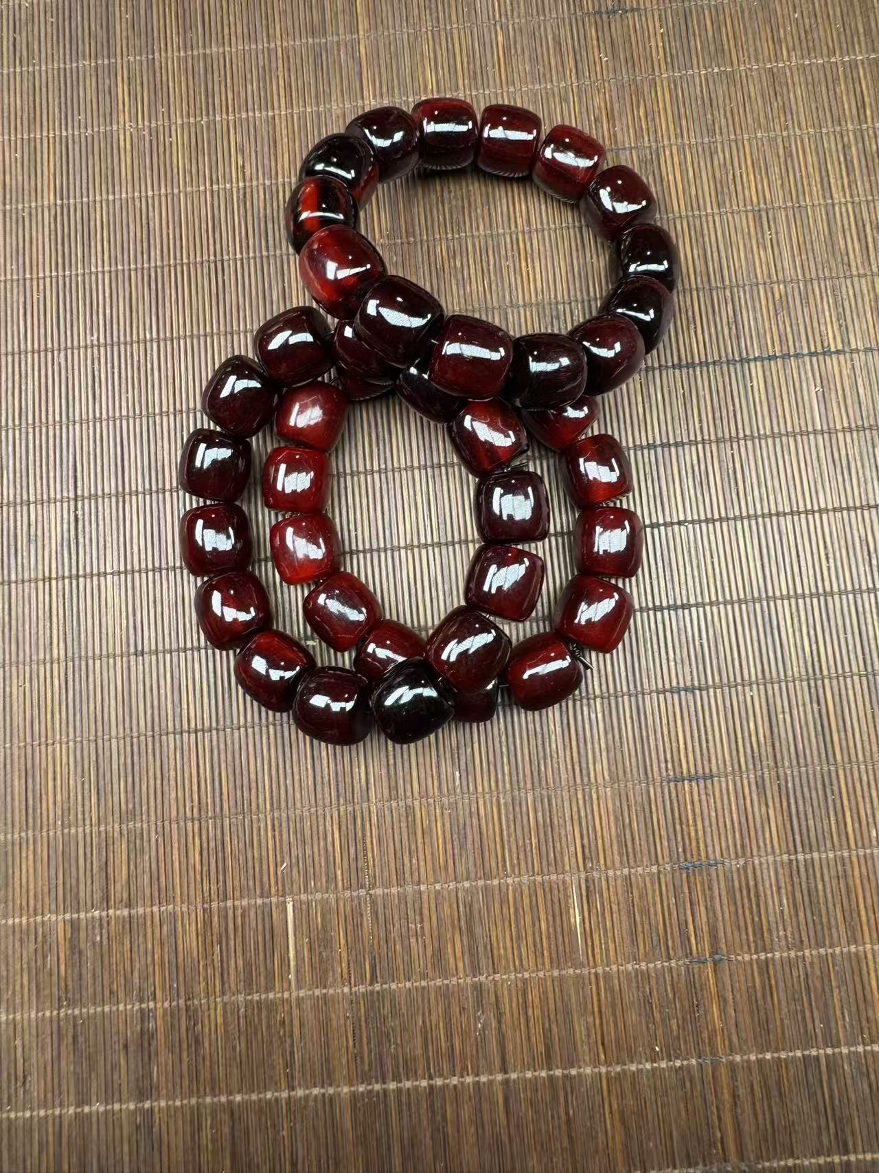 1927 血料顺纹高级花梨木 桶珠1.4 特色工艺品