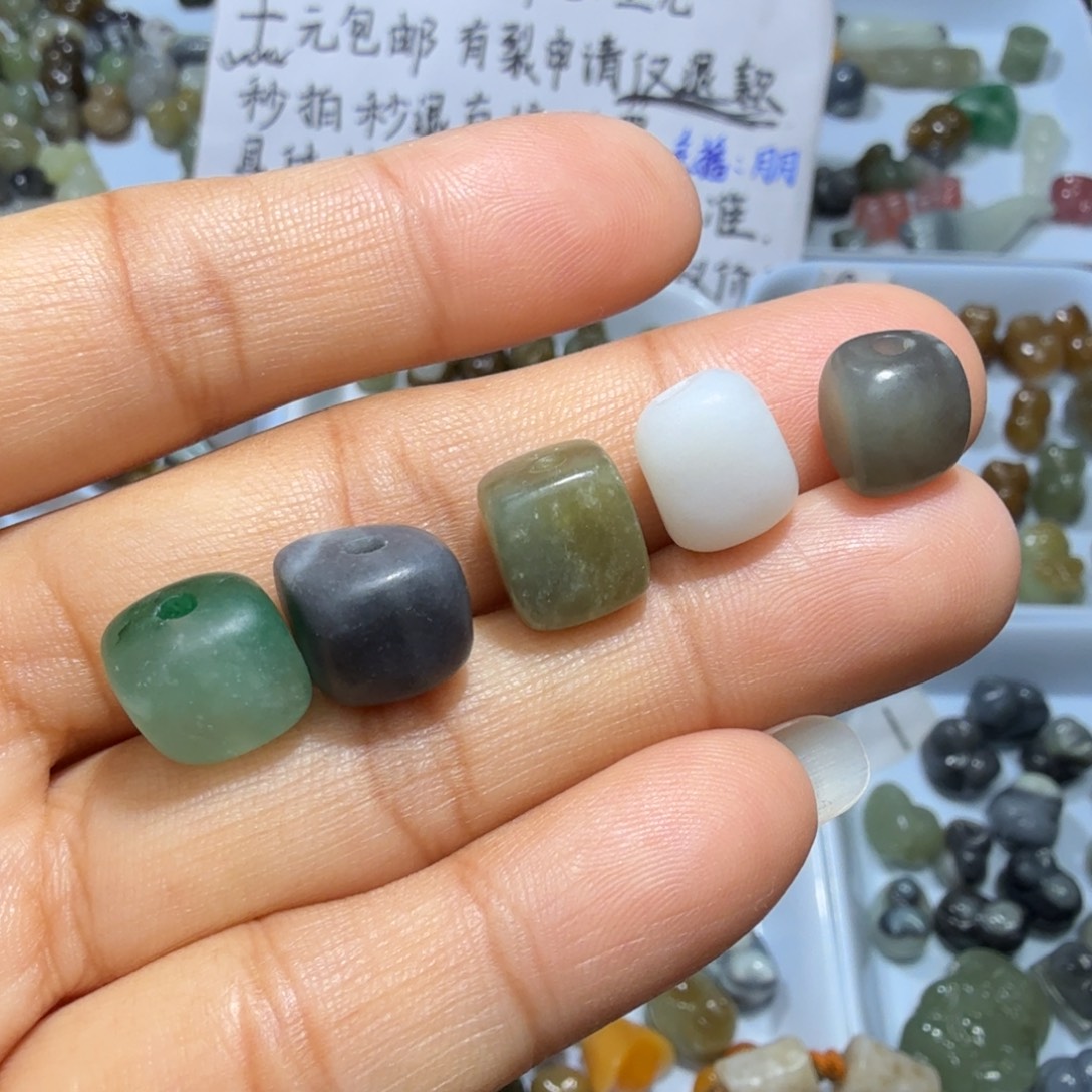 和田玉未镶嵌珠宝奇石