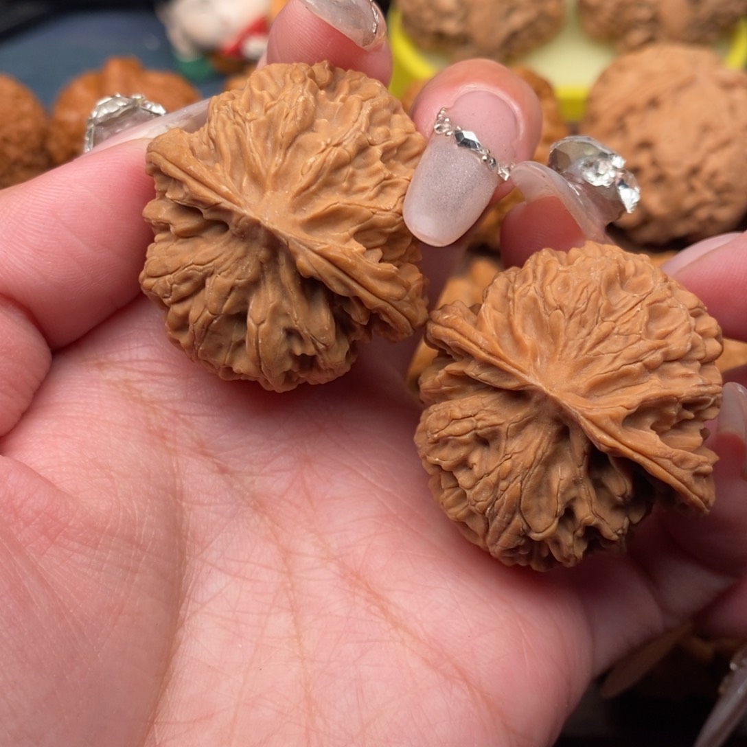 文玩核桃把件全品，肉球苹果37.5