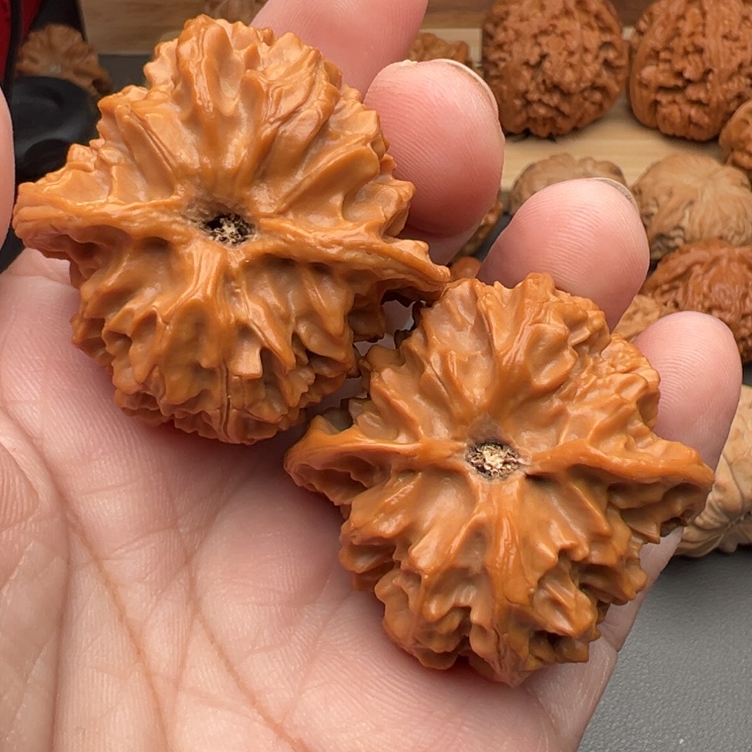 F***）把件文玩核桃苹果