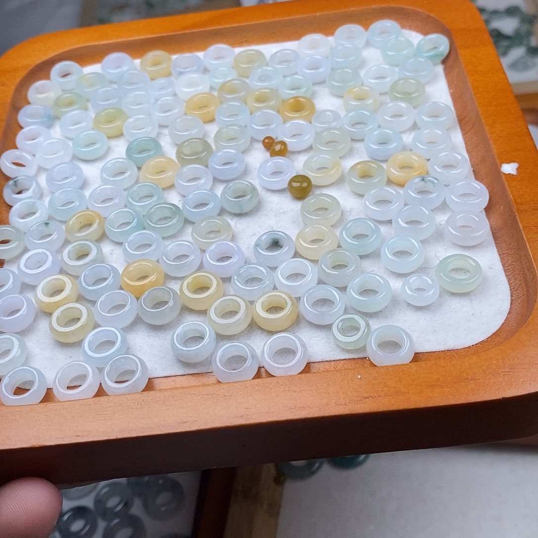 翡翠颈饰未镶嵌小甜甜圈15一个