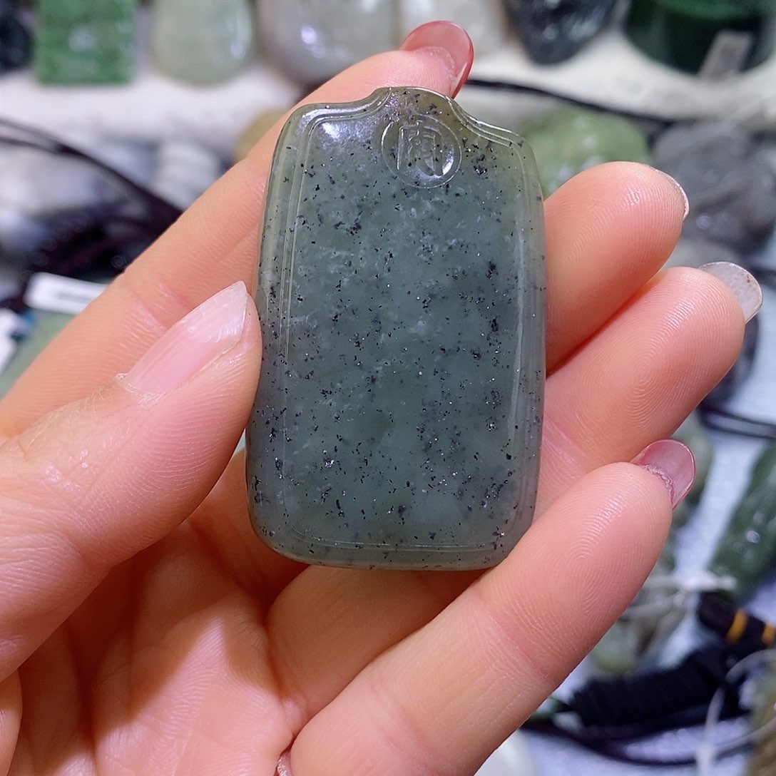 和田玉（糖玉）未镶嵌珠宝半成品