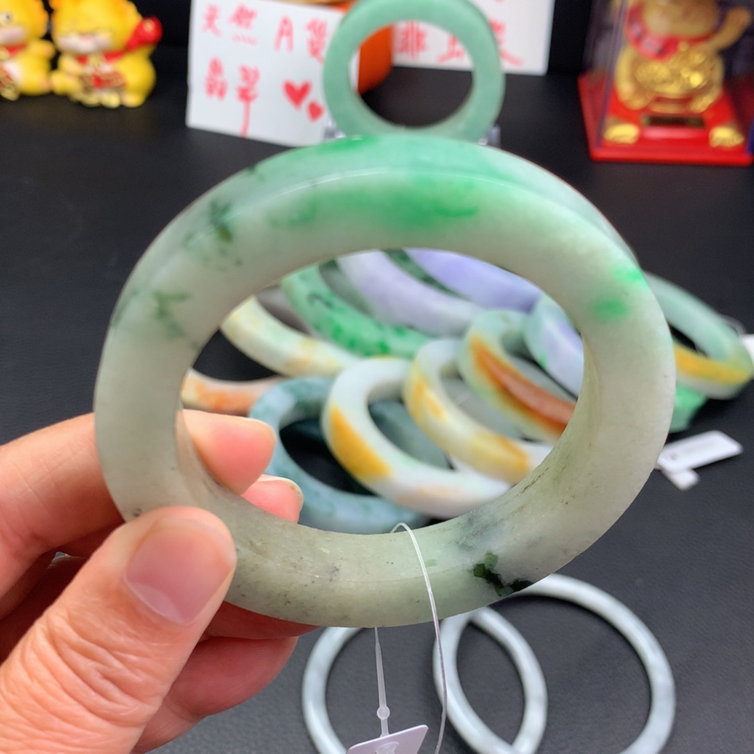 定制翡翠手镯未镶嵌