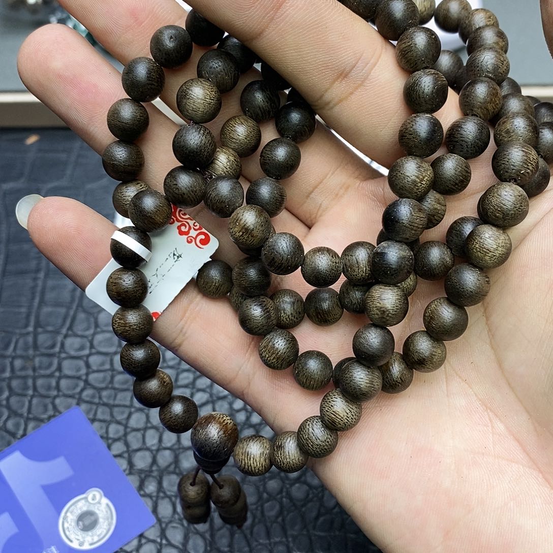 沉香碎屑沉香白旗