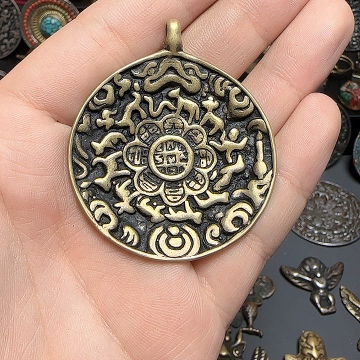 泥塑精品小元素品相完美