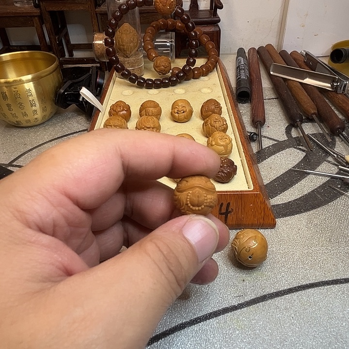 D***k吊坠猴头核桃今天又没空搭