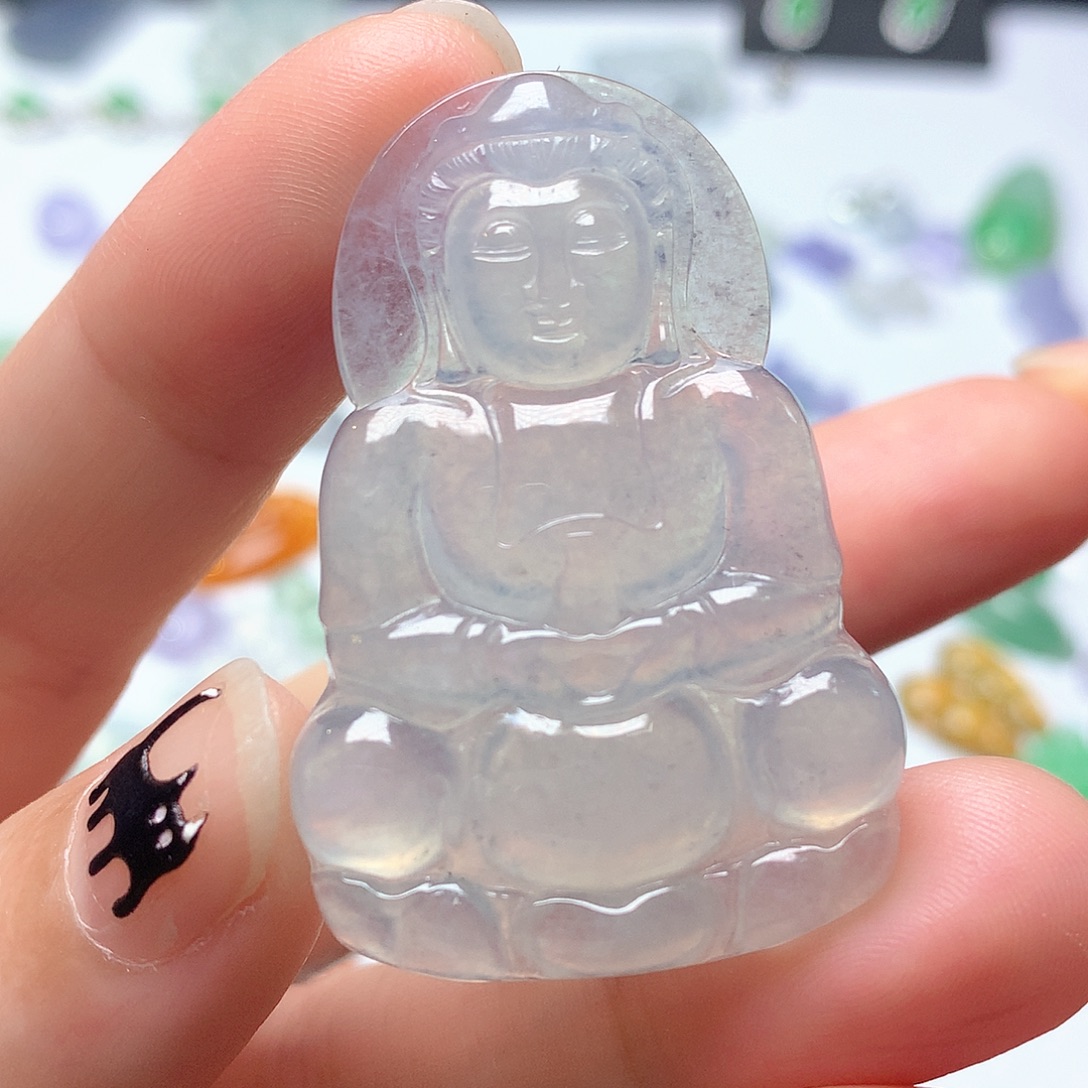 翡翠未镶嵌颈饰观音