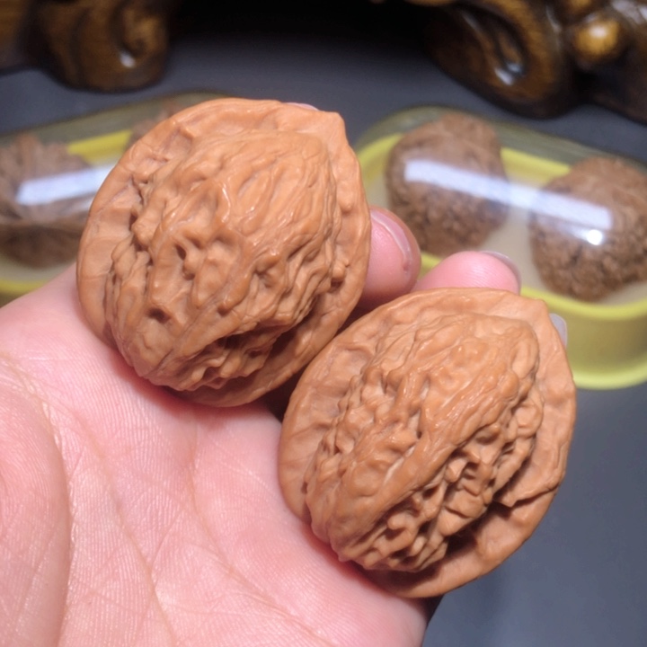 文玩核桃把件37大红袍