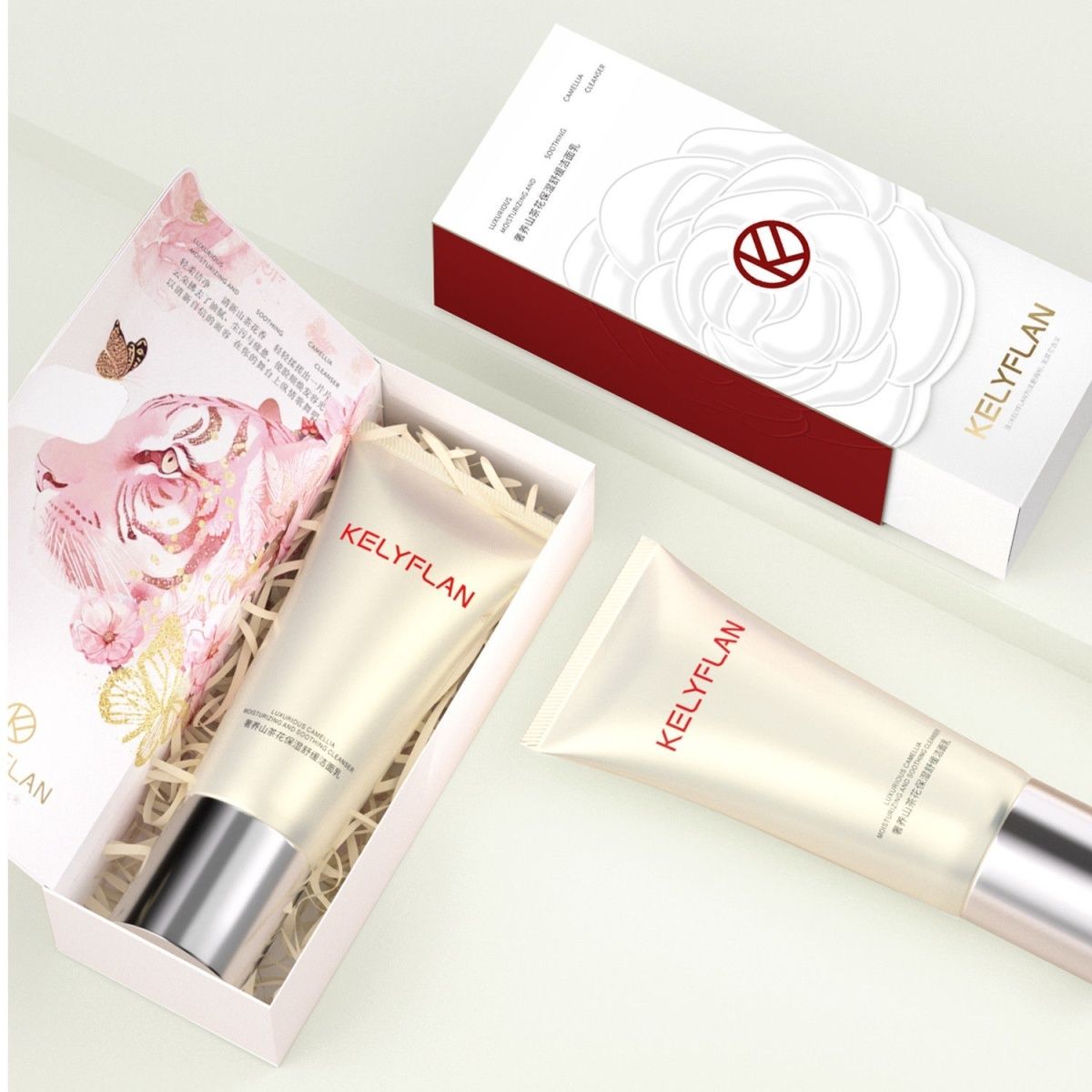 洗卸二合一奢养山茶花保湿舒缓洁净养肤洁面乳a9068