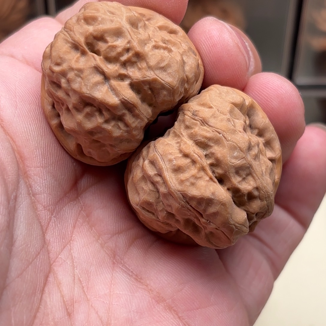 文玩核桃把件蛤蟆头