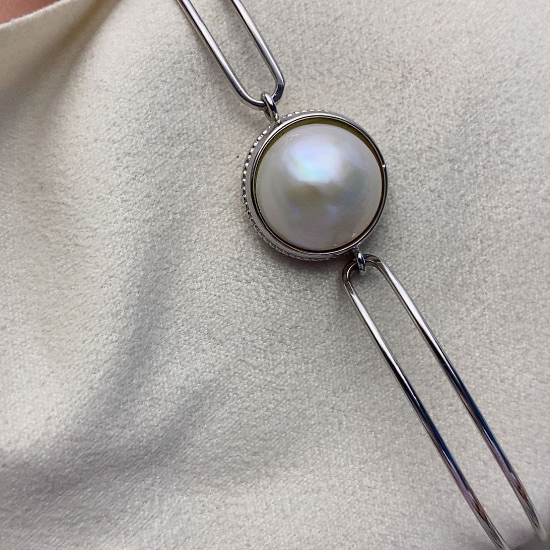 【闪购商品】银S925镶嵌拼合珍珠（马贝珠）手镯