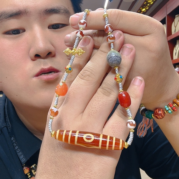 未镶嵌玛瑙/玉髓珠宝奇石