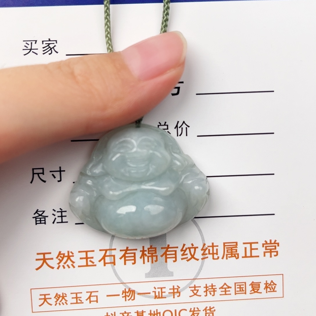 翡翠颈饰未镶嵌佛公