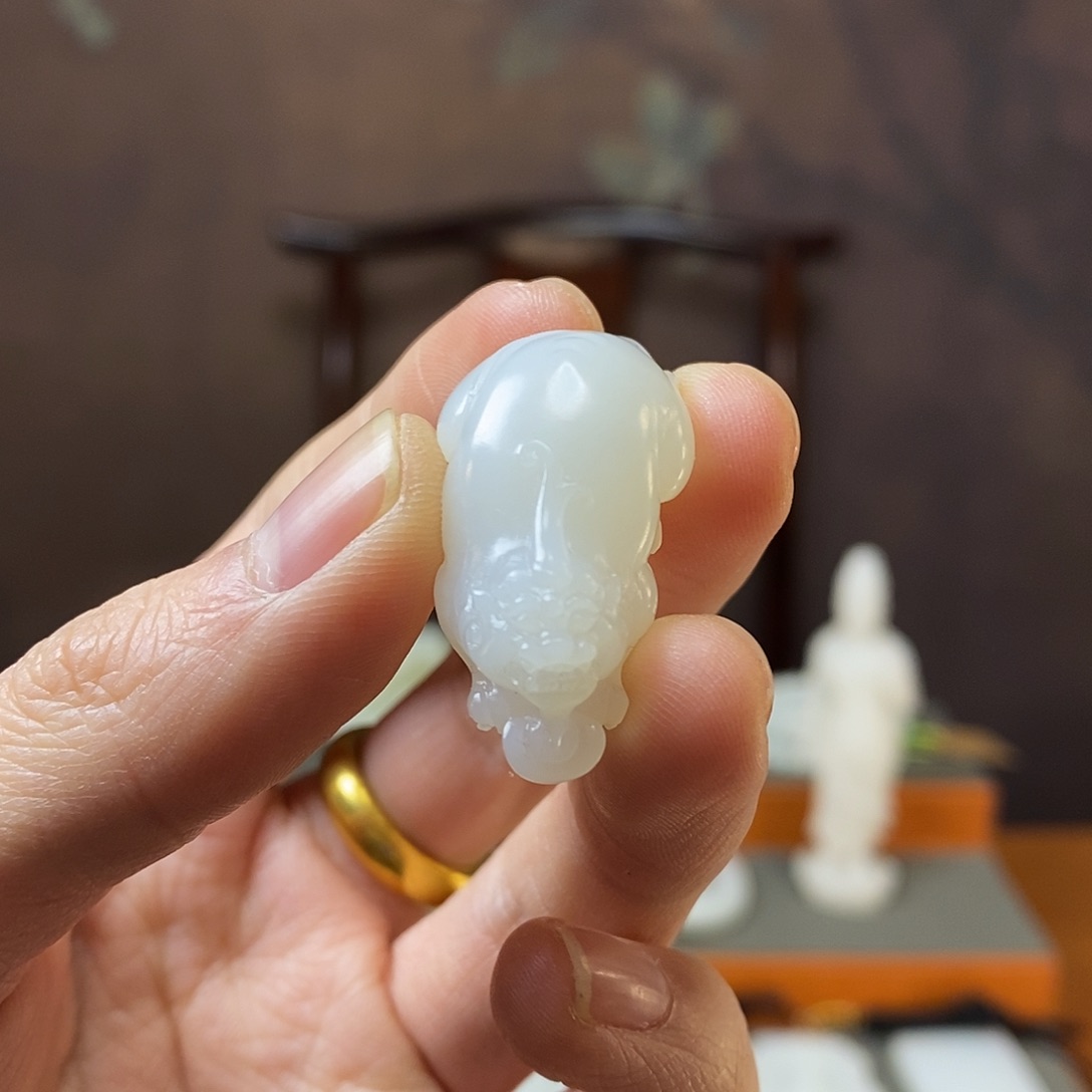 和田玉挂件未镶嵌