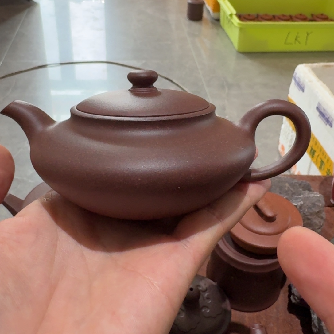 茶杯紫砂原矿的制作方法是