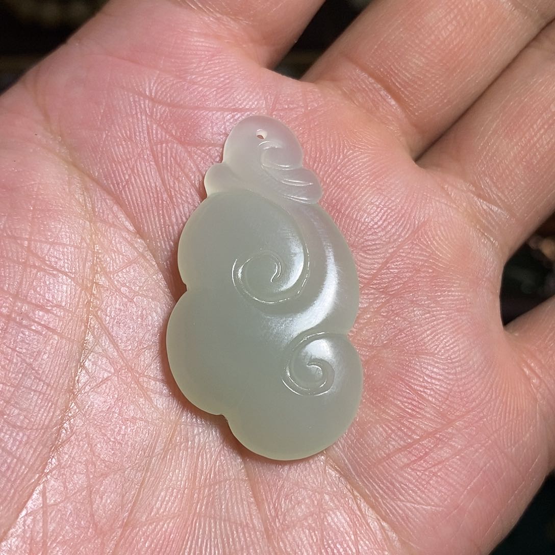 【闪购商品】吊坠(不含链)未镶嵌和田玉