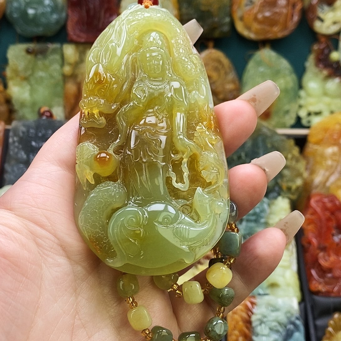 ¥***¥蛇纹石玉未镶嵌颈饰福利玉龙观音