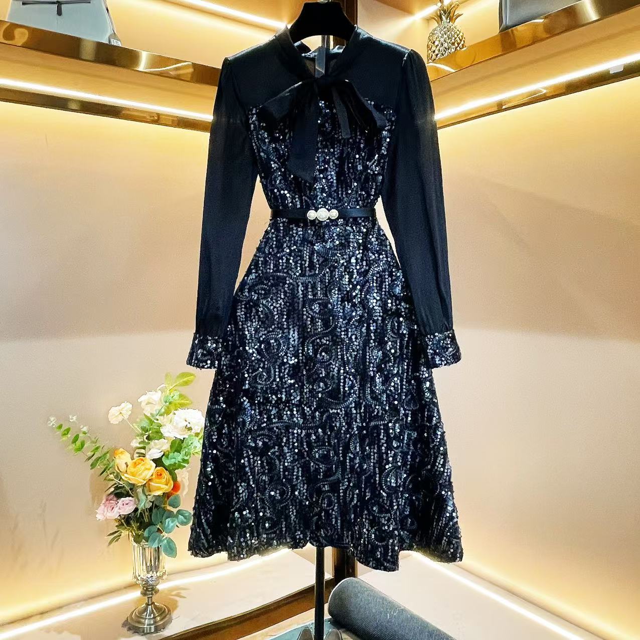 【玄夜凝霜】轻奢设计师款优雅气质修身时尚收腰连衣裙-88519