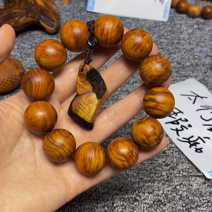 柏木（崖柏）崖柏105