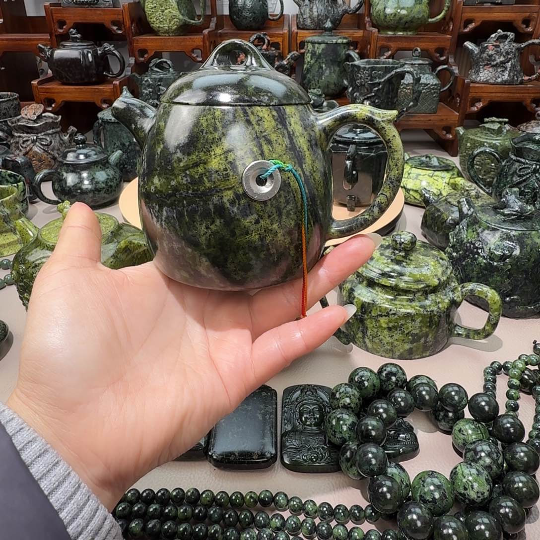 尘***水蛇纹石玉未镶嵌藏玉药王石茶壶微瑕不退不换
