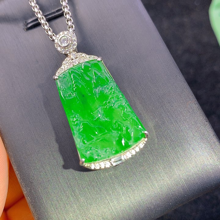 【闪购商品】翡翠颈饰未镶嵌翡翠