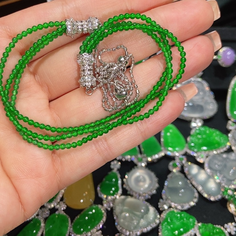 【闪购商品】翡翠手链未镶嵌天然翡翠